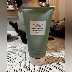 (Inventory 35 & 36) Victoria's Secret Refreshing Aloe Water & Hibiscus Body Wash